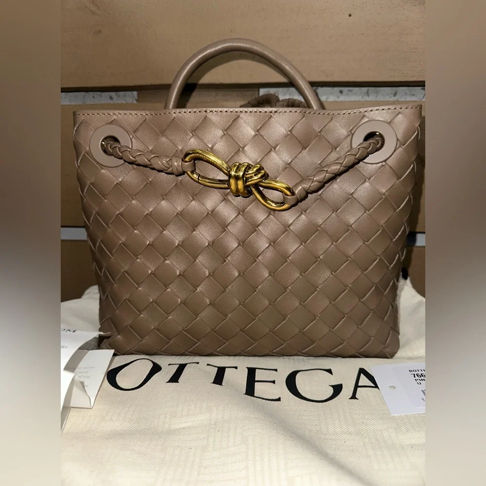 Bottega Veneta small Andiamo Pinecone/Brass - Picture 13 of 15